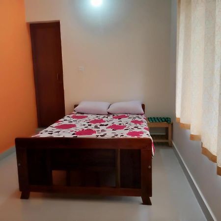 Krishna Kuteera Apartment Siddāpur Екстериор снимка